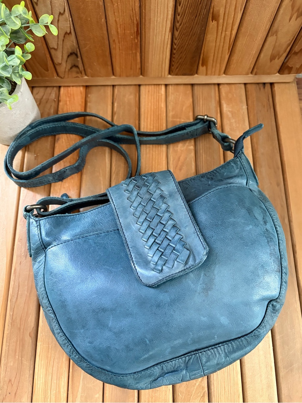 Italian Top Grain Leather Crossbody Bag Blue Woven Flap Boho Vintage Inspired - Picture 2 of 11